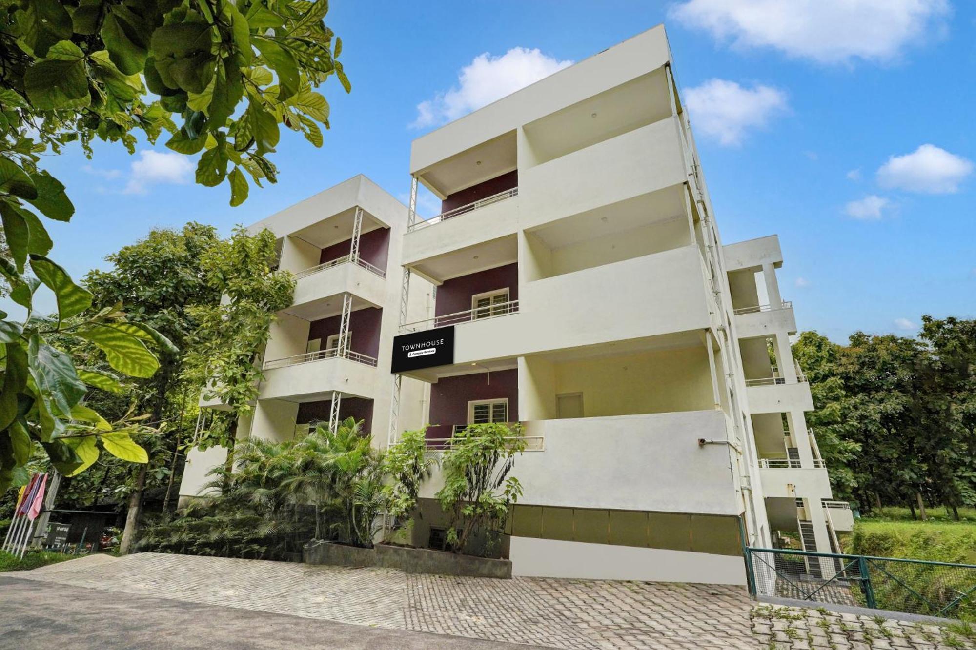 Super Townhouse Hebbal Mysore Belagula Exterior photo